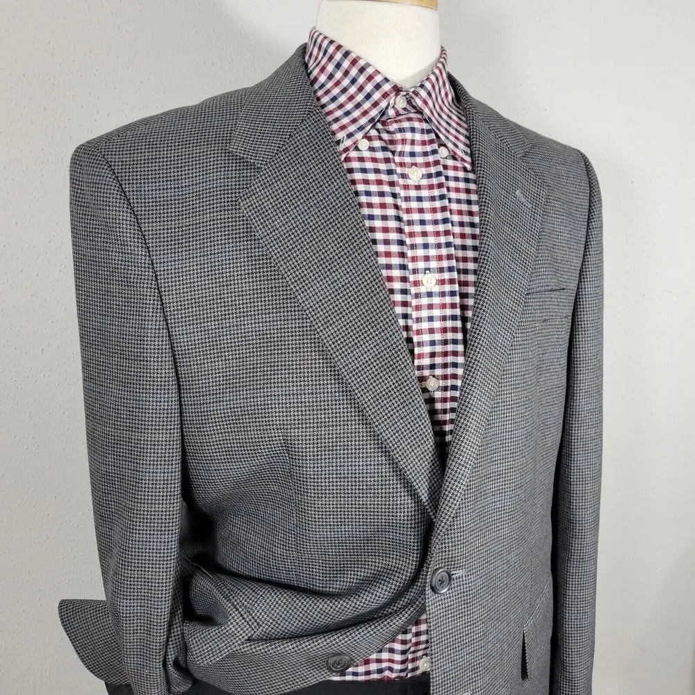 Croft‎ Barrow Men's Sport Coat Blazer Two Button Gray Houndstooth Poly Blend 44R